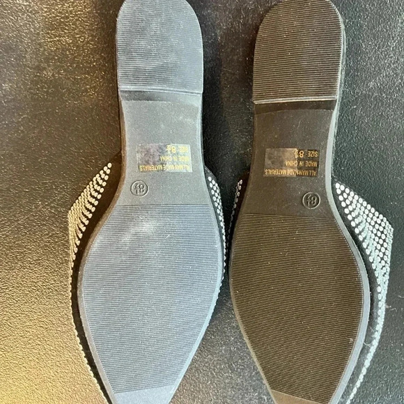 💗Wild Diva Lounge Flats - Size 8.5 - Picture 4 of 4